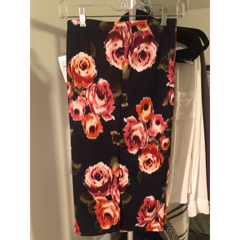 Navy / Blurred rose pencil skirt